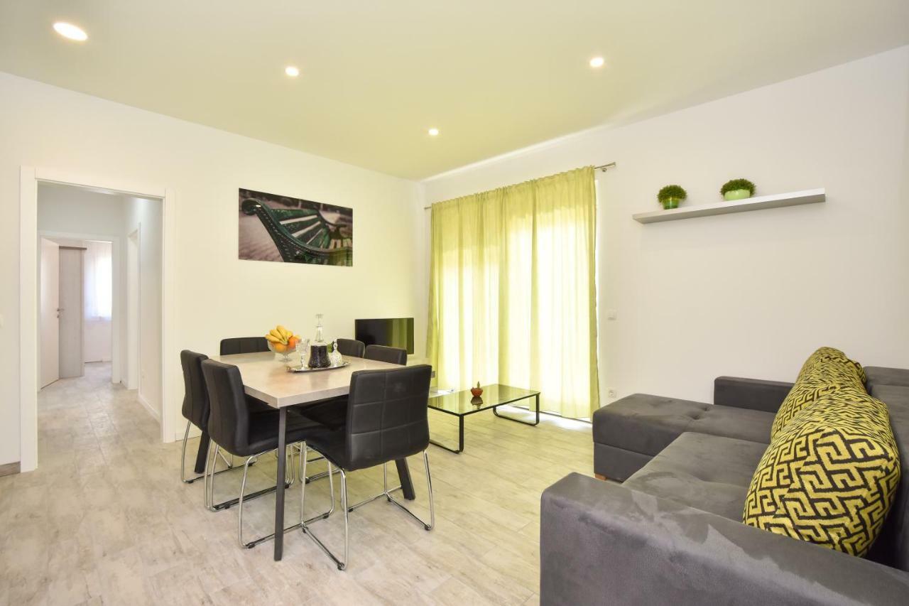 Apartmani Iva&Ante Dugi Rat Luaran gambar
