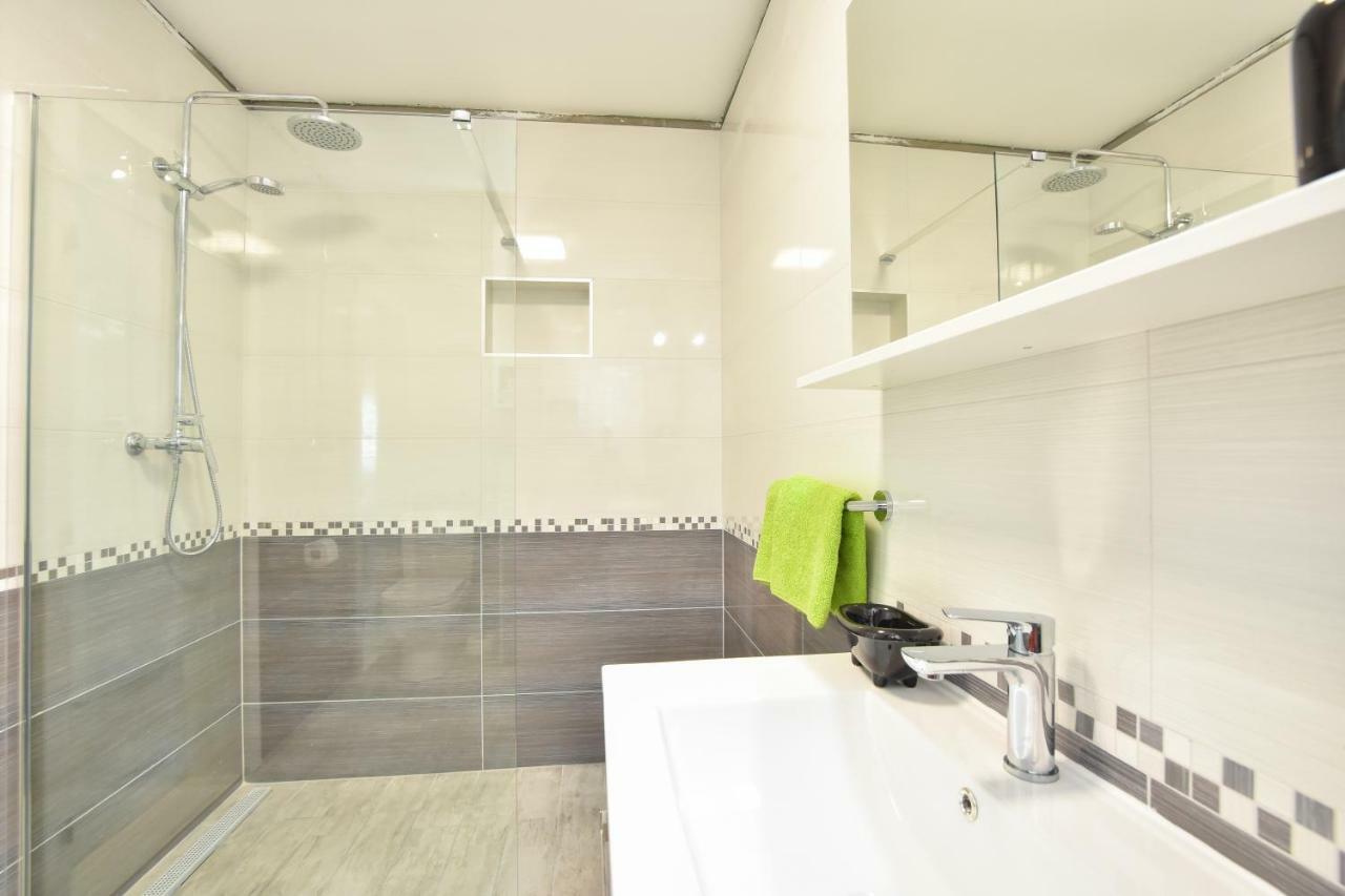 Apartmani Iva&Ante Dugi Rat Luaran gambar